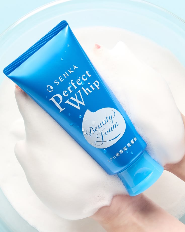 Senka Perfect Whip cleansing Foam